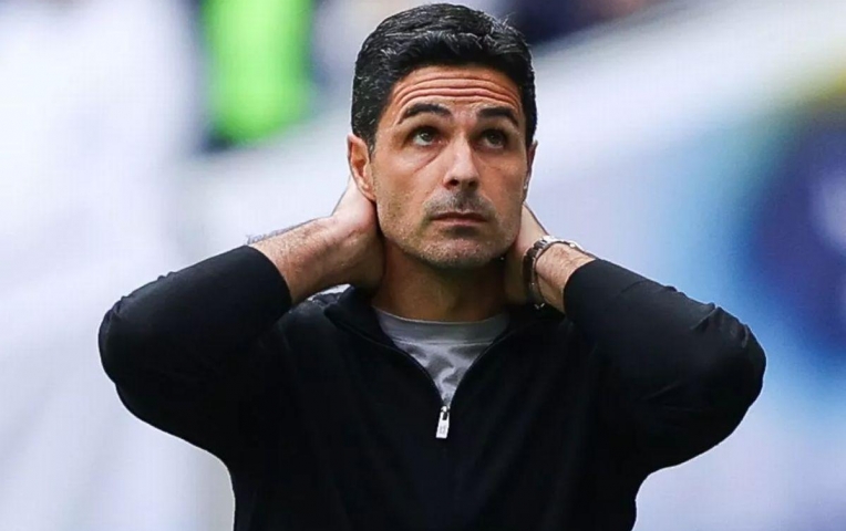 Arsenal đối mặt nguy cơ vắng trụ cột ở mùa giải mới
