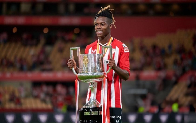 Liverpool cạnh tranh Real giành chữ ký Nico Williams