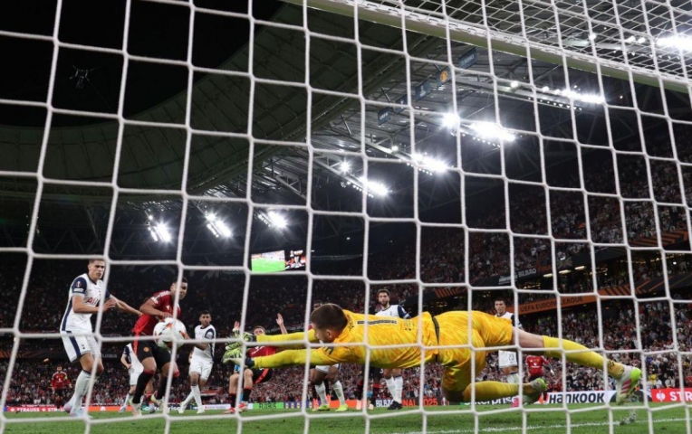 Thủ môn Tottenham lên tiếng sau hàng loạt pha cứu thua xuất thần