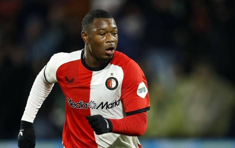 Aston Villa giành chữ ký 'viên ngọc thô' của Feyenoord