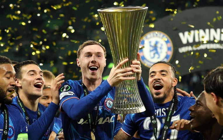 NHM muốn trao Quả bóng vàng ngay cho sao Chelsea