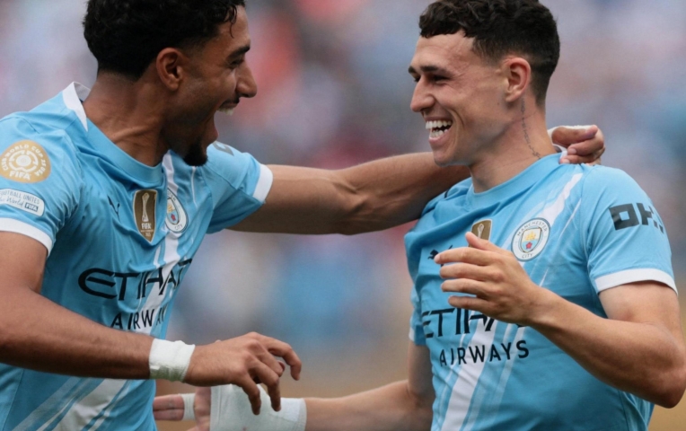 Phil Foden tỏa sáng, sẵn sàng thay De Bruyne ở Man City