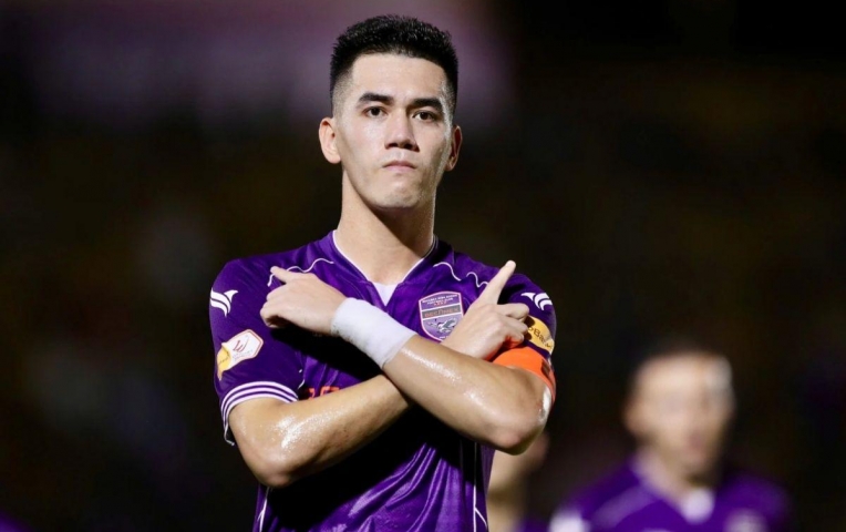 Tiến Linh lập kỷ lục ghi bàn ấn tượng tại V-League
