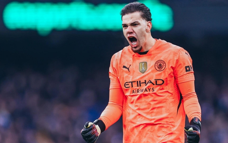 Công thần Man City lên tiếng về tương lai