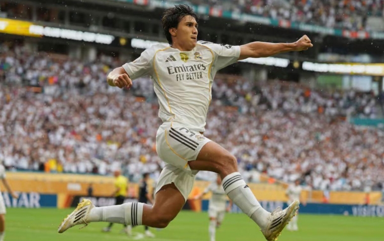 Ngôi sao Real Madrid giành Chiếc giày Vàng FIFA Club World Cup