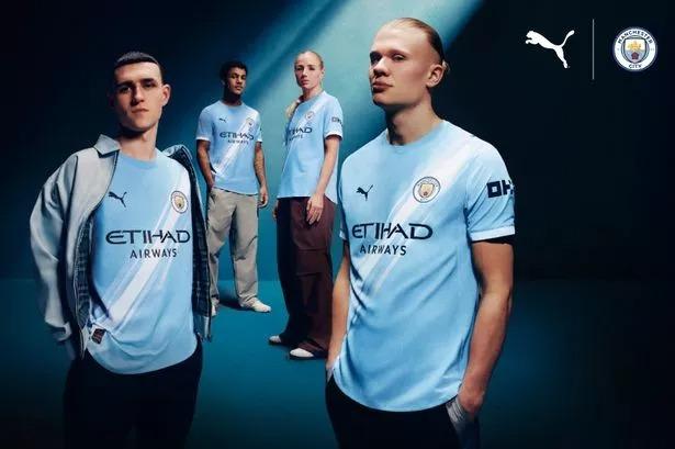 Man City ký hợp đồng kỷ lục thế giới