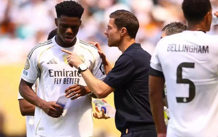 Real Madrid lộ 'át chủ bài' mới trong tay Xabi Alonso