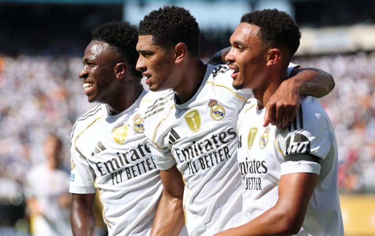 Real Madrid tiếp tục thống trị cuộc chơi ngoài sân cỏ
