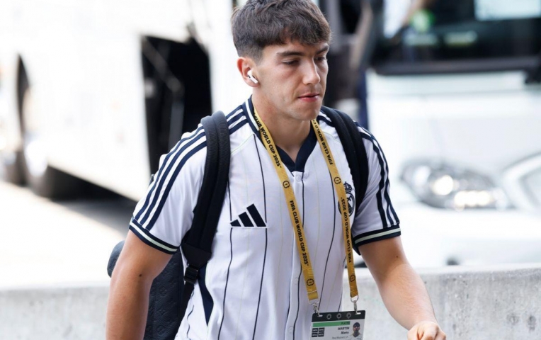 CHÍNH THỨC: Real Madrid chia tay thêm một 'viên ngọc quý'