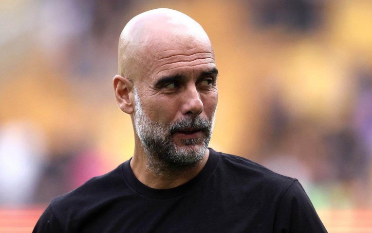 Guardiola tán dương Sunderland, 'yêu cầu' dàn sao Man City nghiêm túc