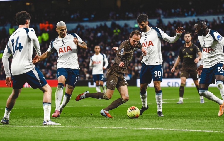 Cầu thủ Tottenham bị phạt nặng lần thứ 3 do sử dụng chất cấm