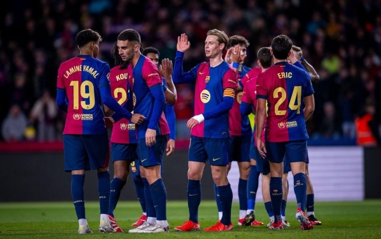 Ngôi sao Barcelona phản bác tin đồn đến Ả Rập