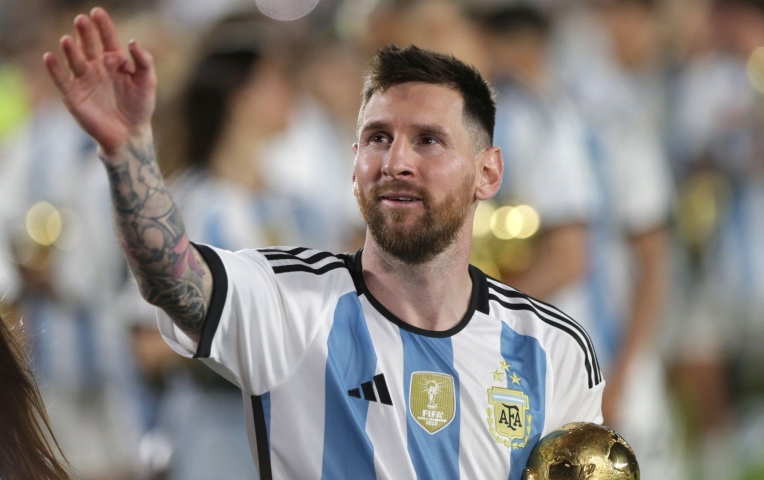 Messi được hưởng vinh dự chưa từng có trong lịch sử Argentina