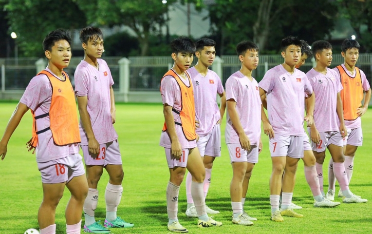 U16 Việt Nam tập sút 11m trước trận bán kết gặp Thái Lan