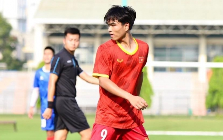 Công Phương 'bắn tín hiệu' sát trận U19 Việt Nam gặp Myanmar