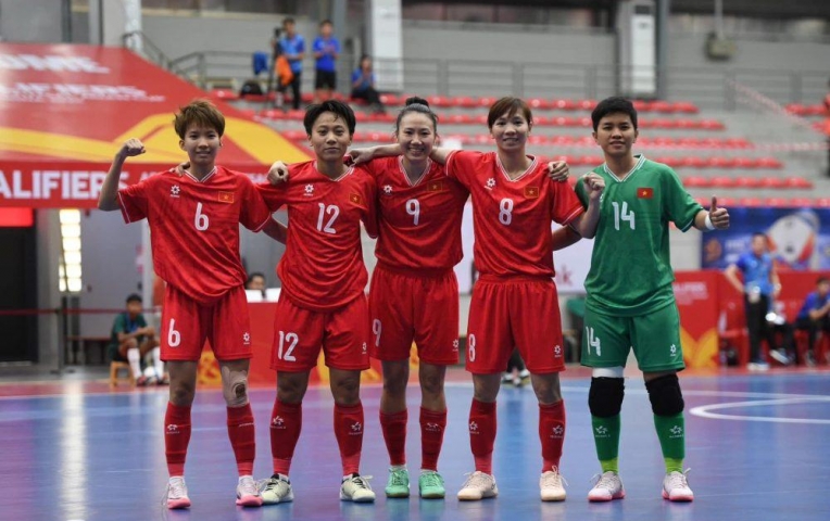 Lịch thi đấu bóng đá hôm nay 7/5: Việt Nam vs Hồng Kông mấy giờ?