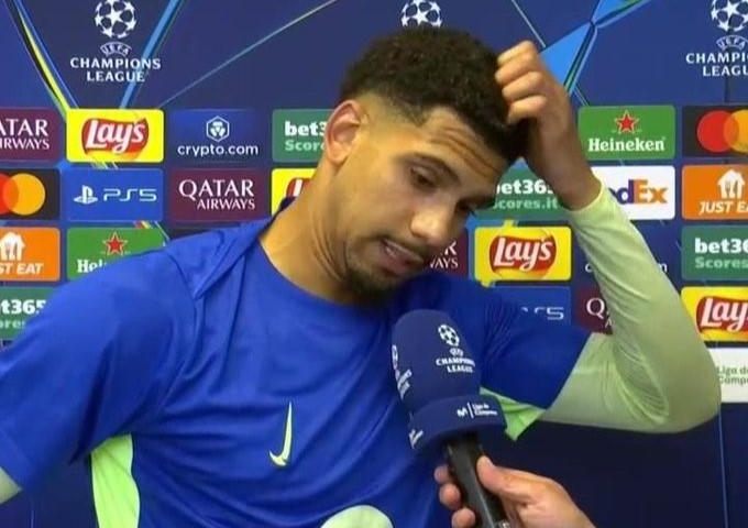 Trung vệ Barca đổ lỗi cho trọng tài sau trận thua cay đắng Inter