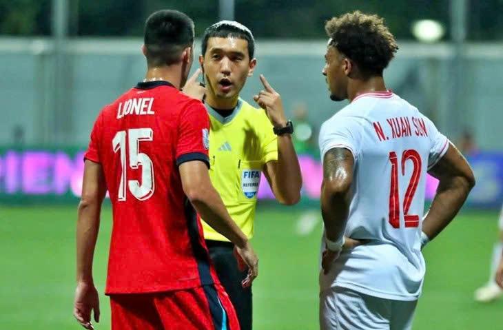 Trọng tài FIFA bắt trận nóng nhất vòng 24 V-League