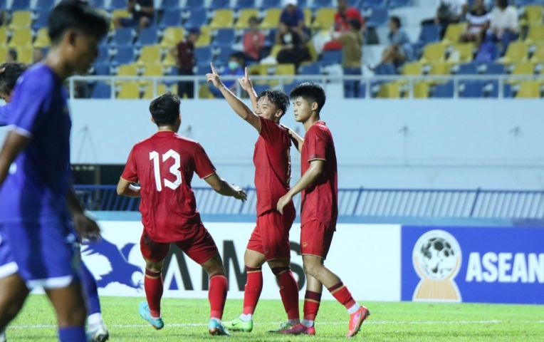 CĐV Lào, Campuchia đồng loạt phản ứng khi cùng bảng U23 Việt Nam