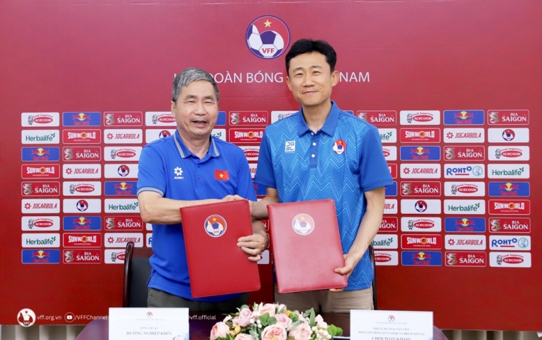 VFF ký hợp đồng với trợ lý HLV ĐT Việt Nam