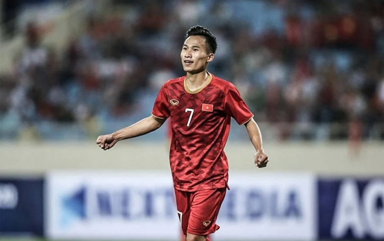HLV Chu Đình Nghiêm chỉ thẳng 4 cầu thủ lên ĐT Việt Nam