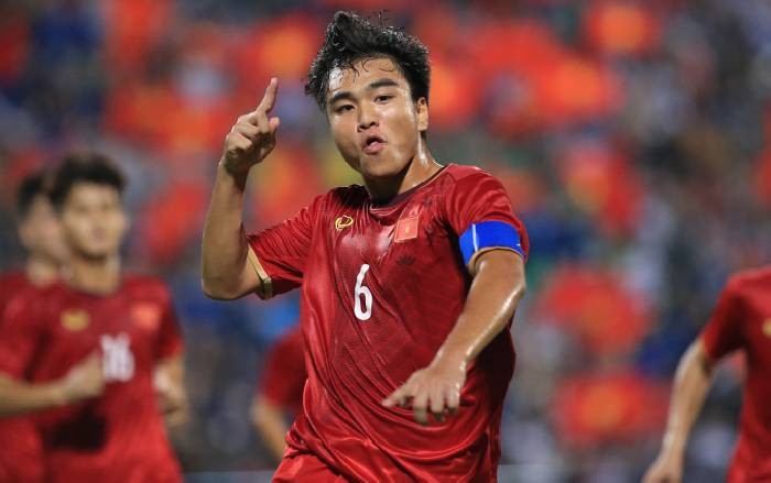Báo Trung Quốc chỉ thẳng cầu thủ hay nhất U19 Việt Nam