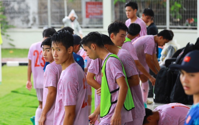Video: U16 Việt Nam nhận tin buồn trước thềm trận quyết đấu Indonesia