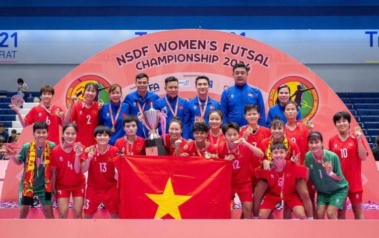 'ĐT futsal nữ Việt Nam đang lướt nhanh như cá mập'