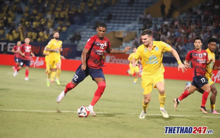 CAHN vs Buriram Untied: Thắng đẹp trên sân Hàng Đẫy
