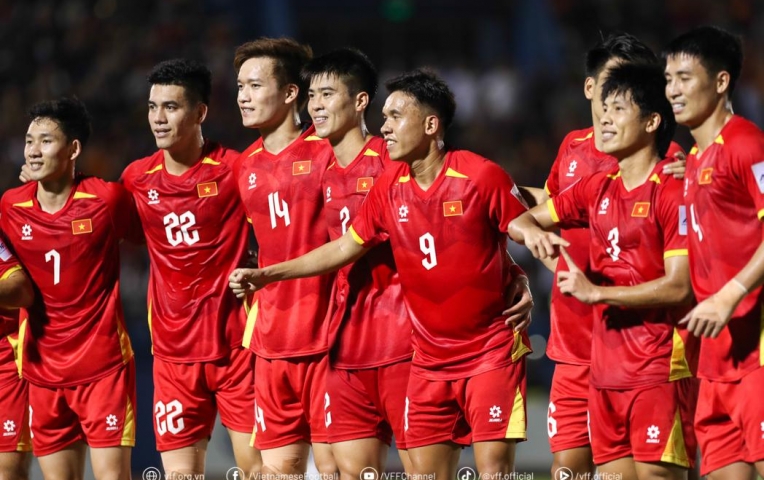 CĐV Đông Nam Á phản ứng bất ngờ về danh sách ĐT Việt Nam đấu Malaysia