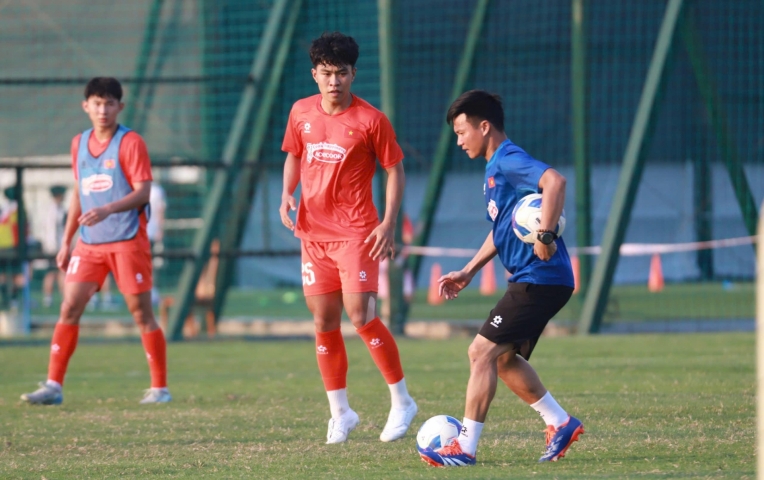 Nhiều bất ngờ ở buổi tập mới nhất của ĐT Việt Nam