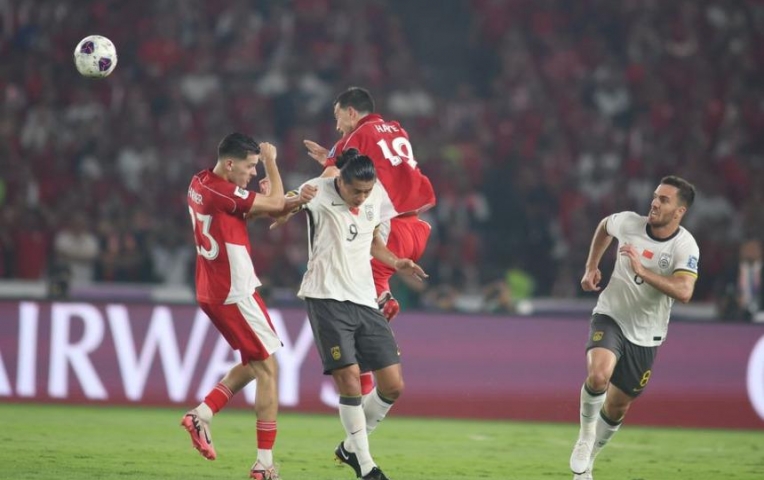 CĐV Trung Quốc yêu cầu giải tán ĐTQG sau trận thua Indonesia