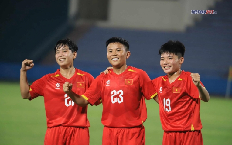 ĐT nữ Việt Nam thắng đậm 7-0 ở giải châu Á