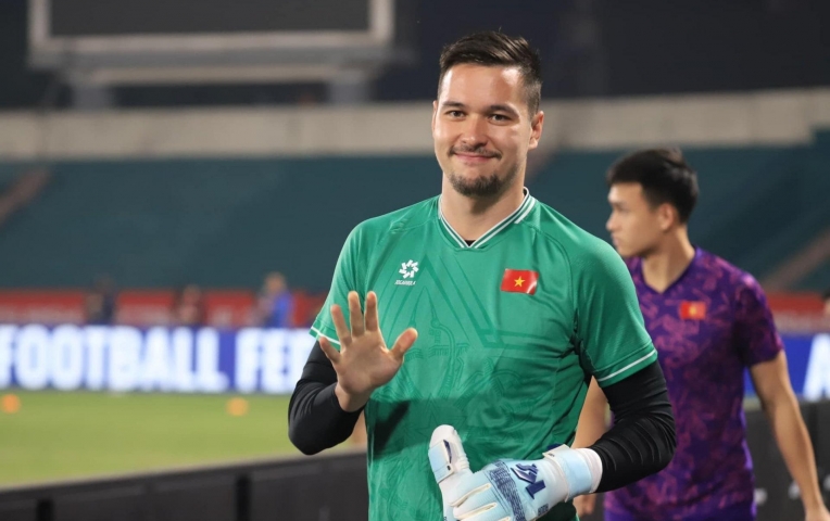 Filip Nguyễn: 'Một số cầu thủ Việt Nam không thích bị chỉ ra lỗi sai'