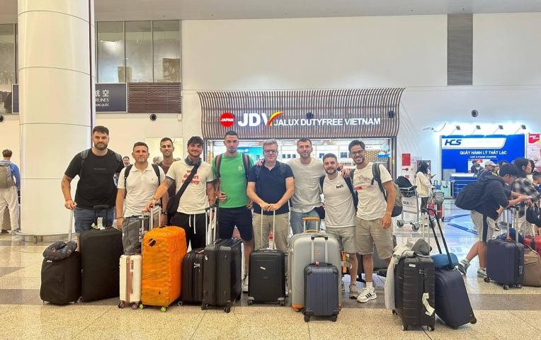 Loạt HLV Tây Ban Nha cập bến 'đại gia' V-League