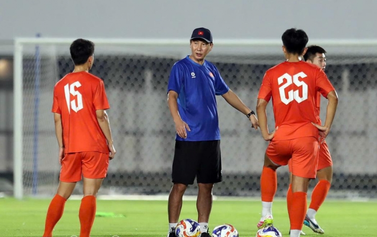 HLV Kim Sang Sik sẵn sàng, U23 Việt Nam quyết gieo sầu cho Indonesia ở chung kết