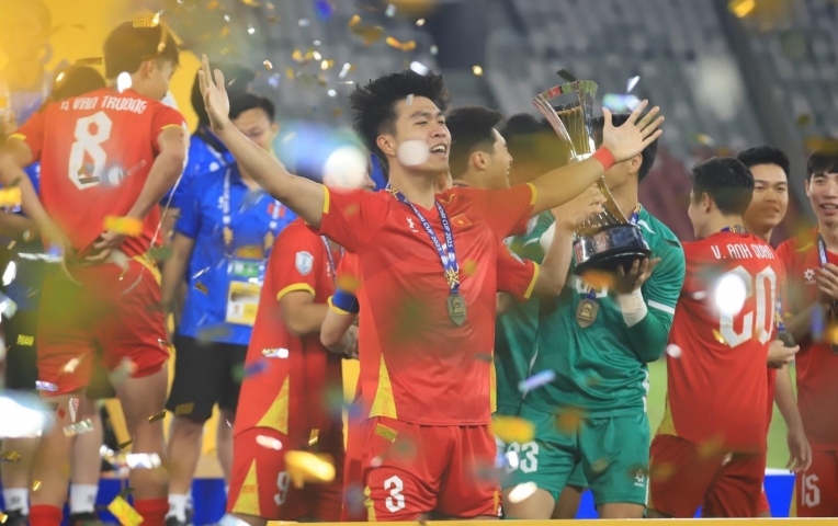 2 cầu thủ HAGL của U23 Việt Nam nhận vinh dự lớn