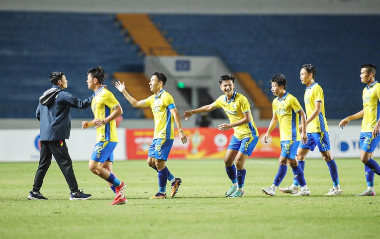 Lịch thi đấu bóng đá hôm nay 27/12