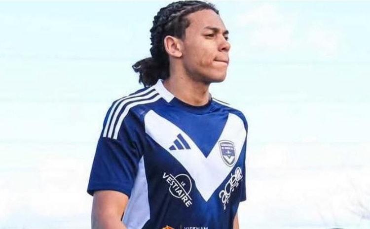 'Bom tấn' Việt kiều Pháp chính thức cập bến Việt Nam, chuẩn bị gia nhập V-League