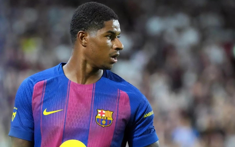 Ra mắt Barca, Rashford nhận động thái bất ngờ từ dàn sao MU