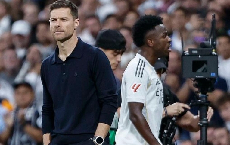 Dấu hiệu rạn nứt: Real Madrid tính bán ‘con cưng’ của Xabi Alonso