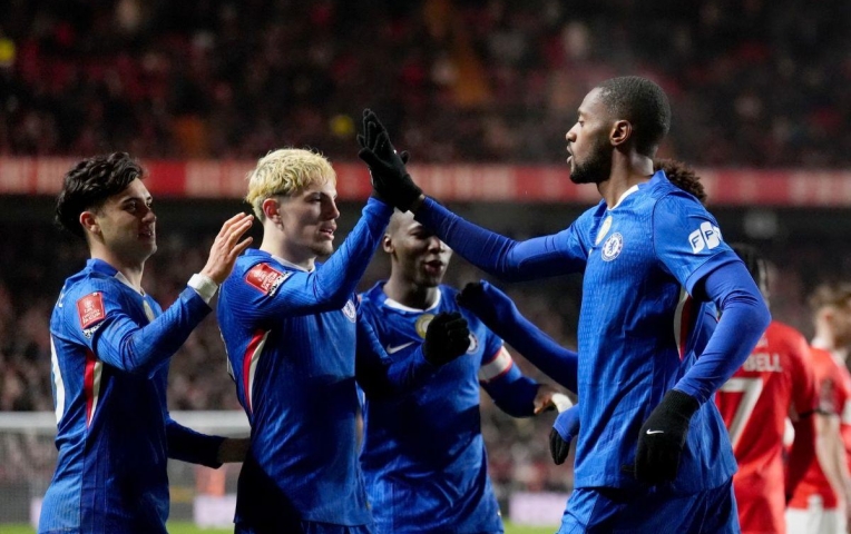 Tân HLV ra mắt hoàn hảo, Chelsea thị uy sức mạnh tại FA Cup