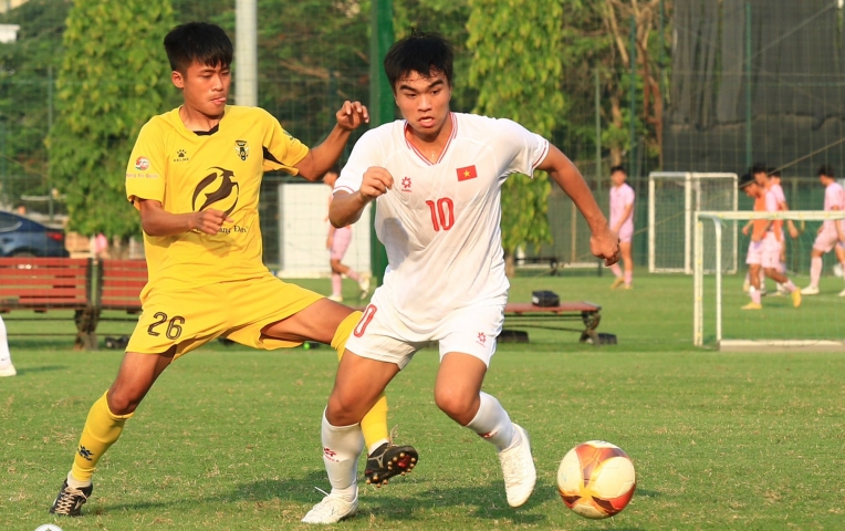 U19 Việt Nam đại thắng trước ngày sang Trung Quốc