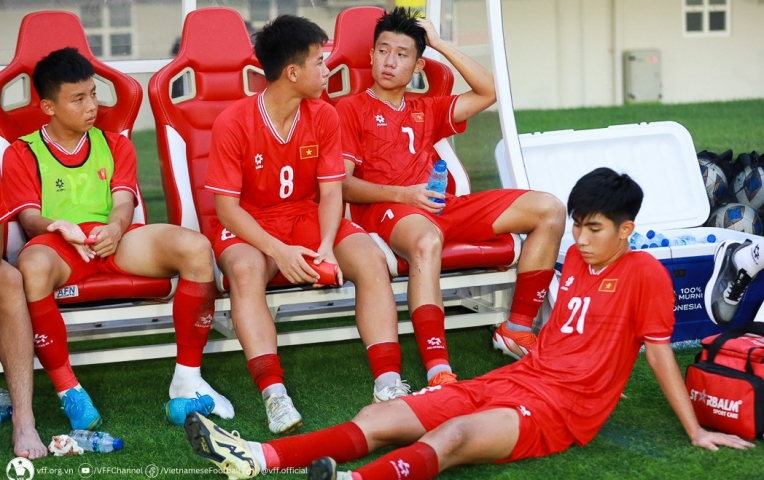 Thua Indonesia 0-5, Việt Nam cán cột mốc buồn