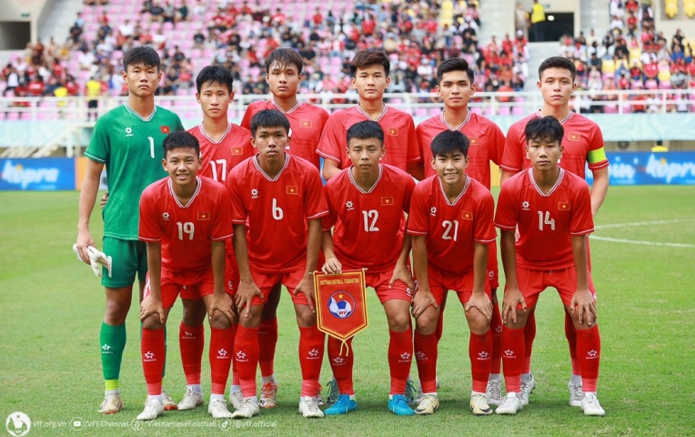 Xác định 5 cầu thủ đầu tiên được gọi lên tuyển Việt Nam