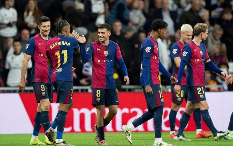 Barcelona và 4 thương vụ có thể 'xoay chuyển lịch sử'