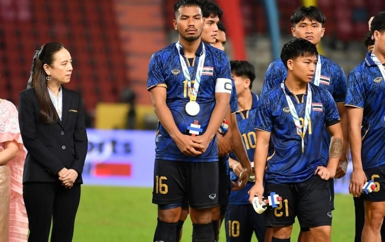 Thua toàn diện trước Việt Nam, bóng đá Thái Lan có động thái bất ngờ