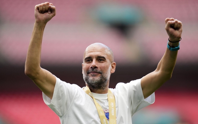 Pep Guardiola 'sảng khoái' sau danh hiệu Siêu cúp Anh