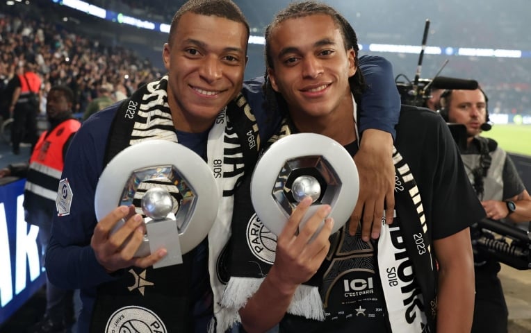 Mbappe: 'Giấc mơ đối đầu với Kylian của tôi còn xa vời'