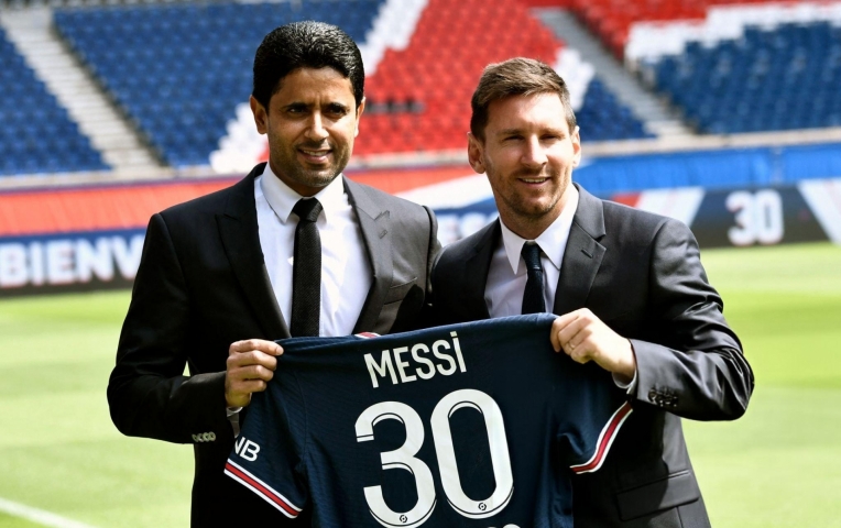 Tại sao Messi lại mặc số áo 30 tại PSG?